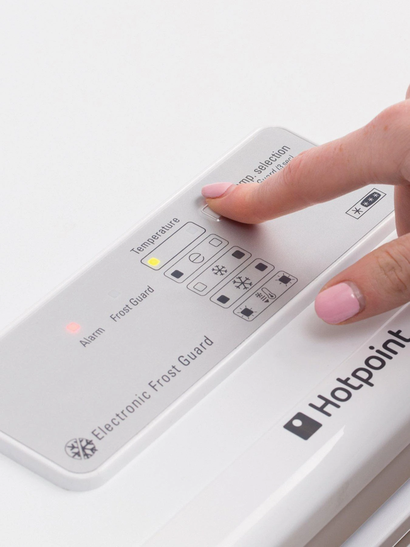 Hotpoint CS1A400HFMFA1 400-Litre Chest Freezer - White - Image 5