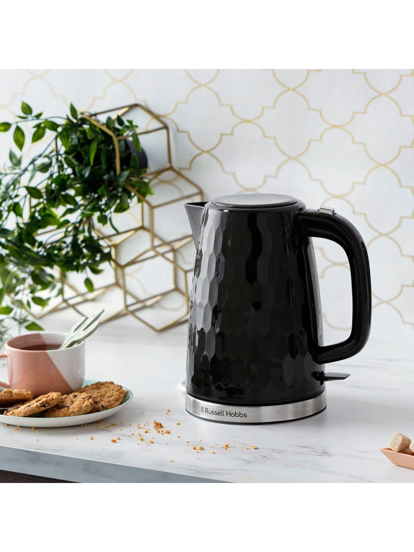 Russell Hobbs Honeycomb Black Plastic Kettle - 26051 - Image 2