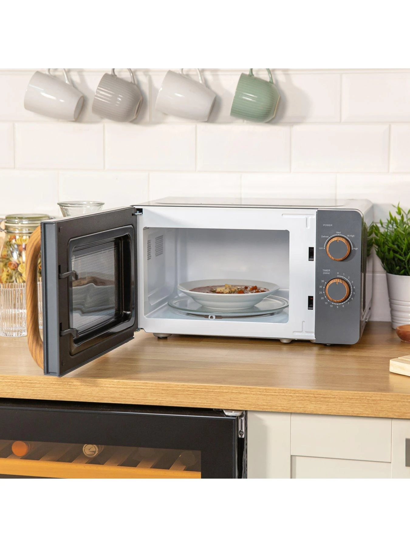 Russell Hobbs RHMM713G Scandi Compact Grey Manual Microwave - Image 4
