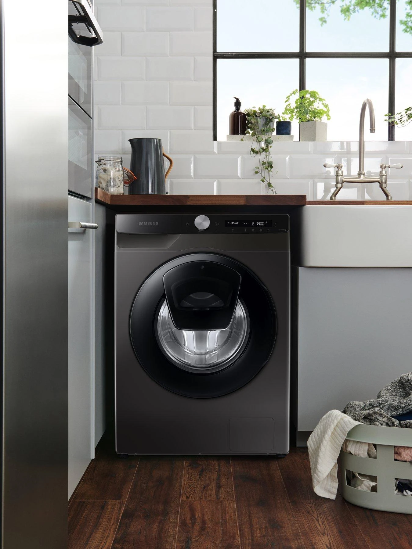 Samsung Series 5+ WW90T554DAN/S1 AddWash™ Washing Machine - 9kg Load 1400rpm Spin A Rated - Graphite - Image 3