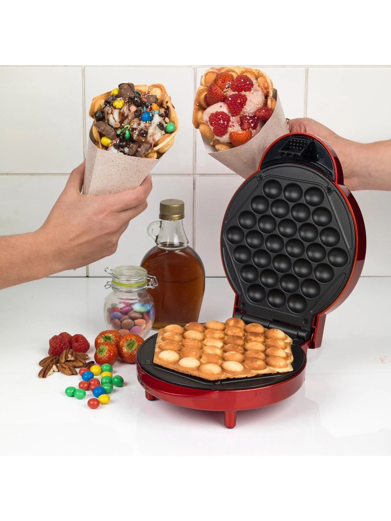 Giles & Posner Bubble Waffle Maker Machine With Serving Cones - Image 5