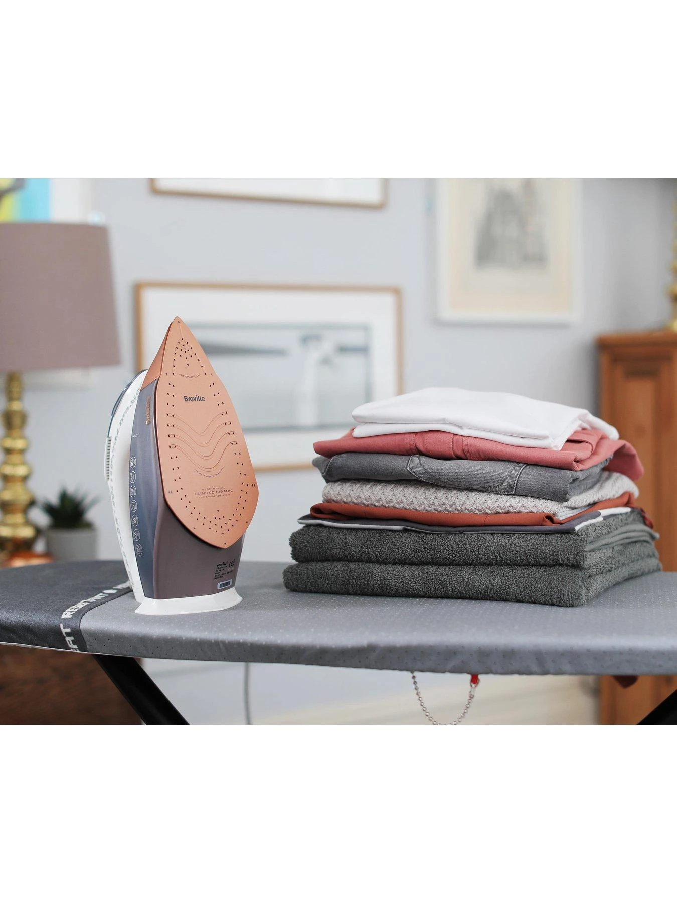 Breville DiamondXpress 3100W Diamond Ceramic Steam Iron - Image 5