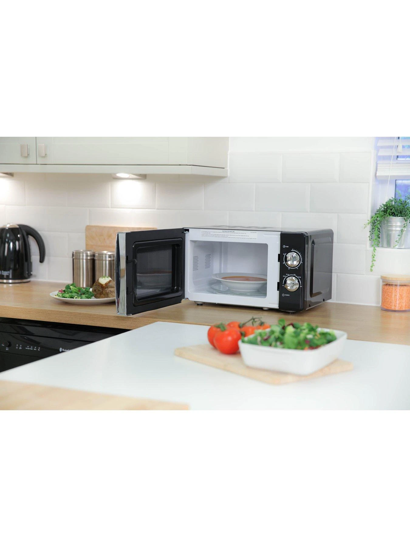 Russell Hobbs RHMM701B 17-Litre Manual Microwave - Jet Black - Image 5