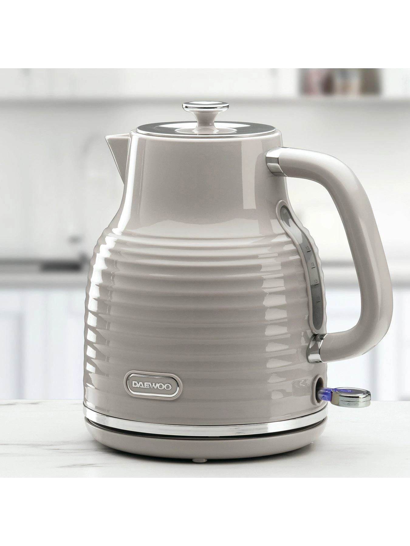 Daewoo Sienna 1.7L 3kW Jug Kettle - Taupe - Image 3