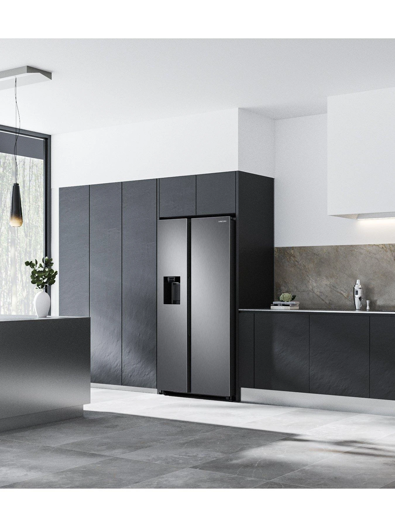 Samsung Series 8 RS68A884CSL/EU American-Style Fridge Freezer with SpaceMax™ Technology - C Rated - Silver - Image 3