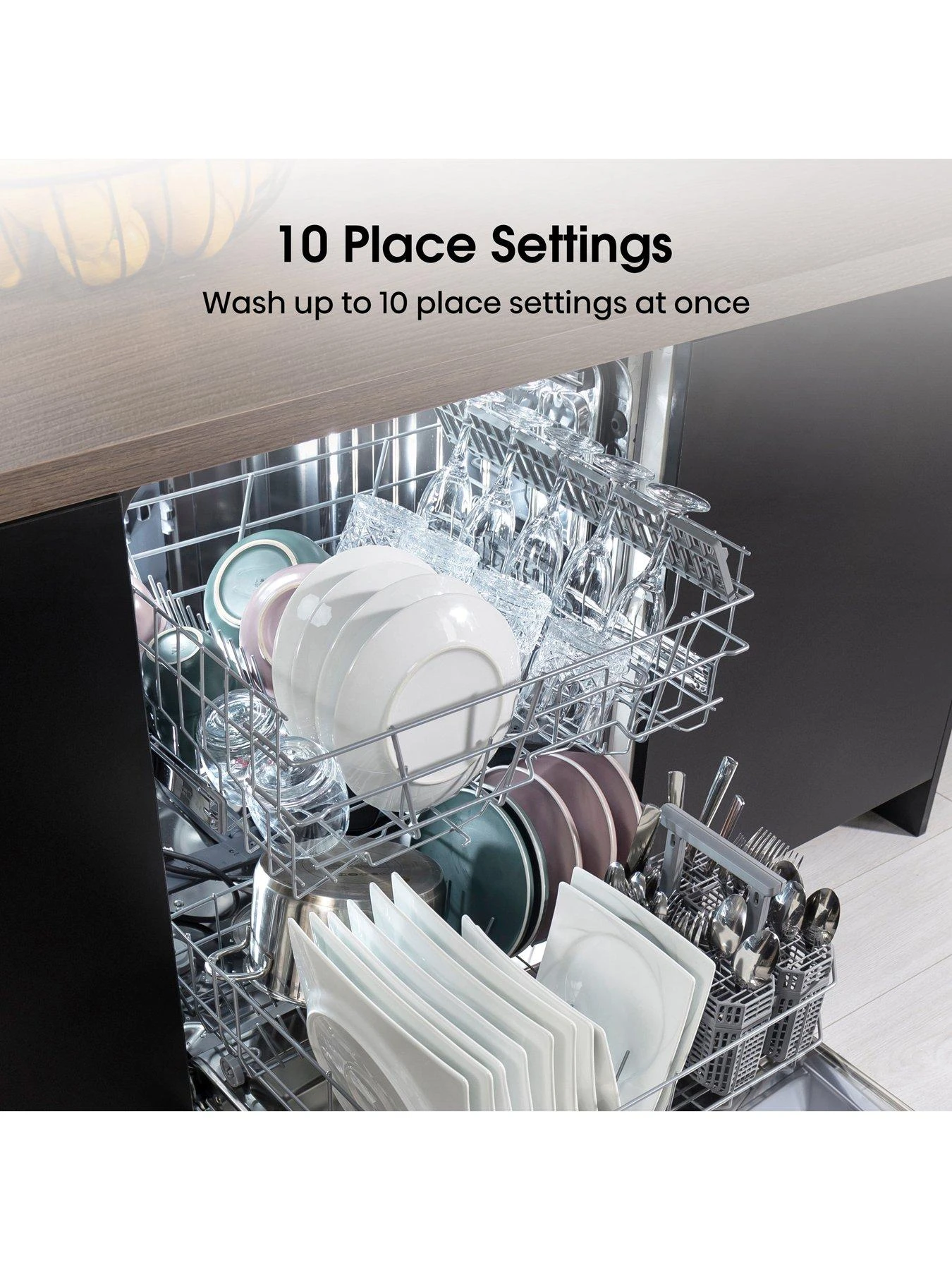 Hisense HS523E15WUK Slimline 30 Minute Quick Wash, 10 Place Dishwasher - White - Image 2