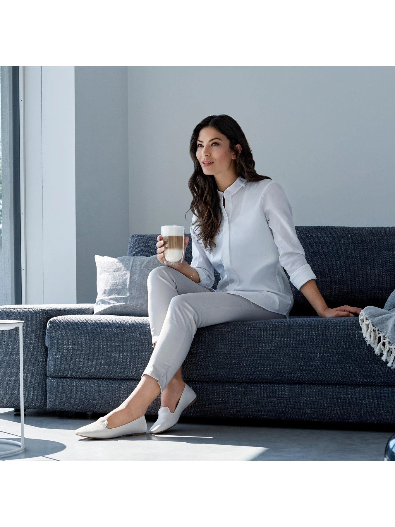 Siemens TE651209GB EQ6 Bean To Cup Coffee Machine - Image 4