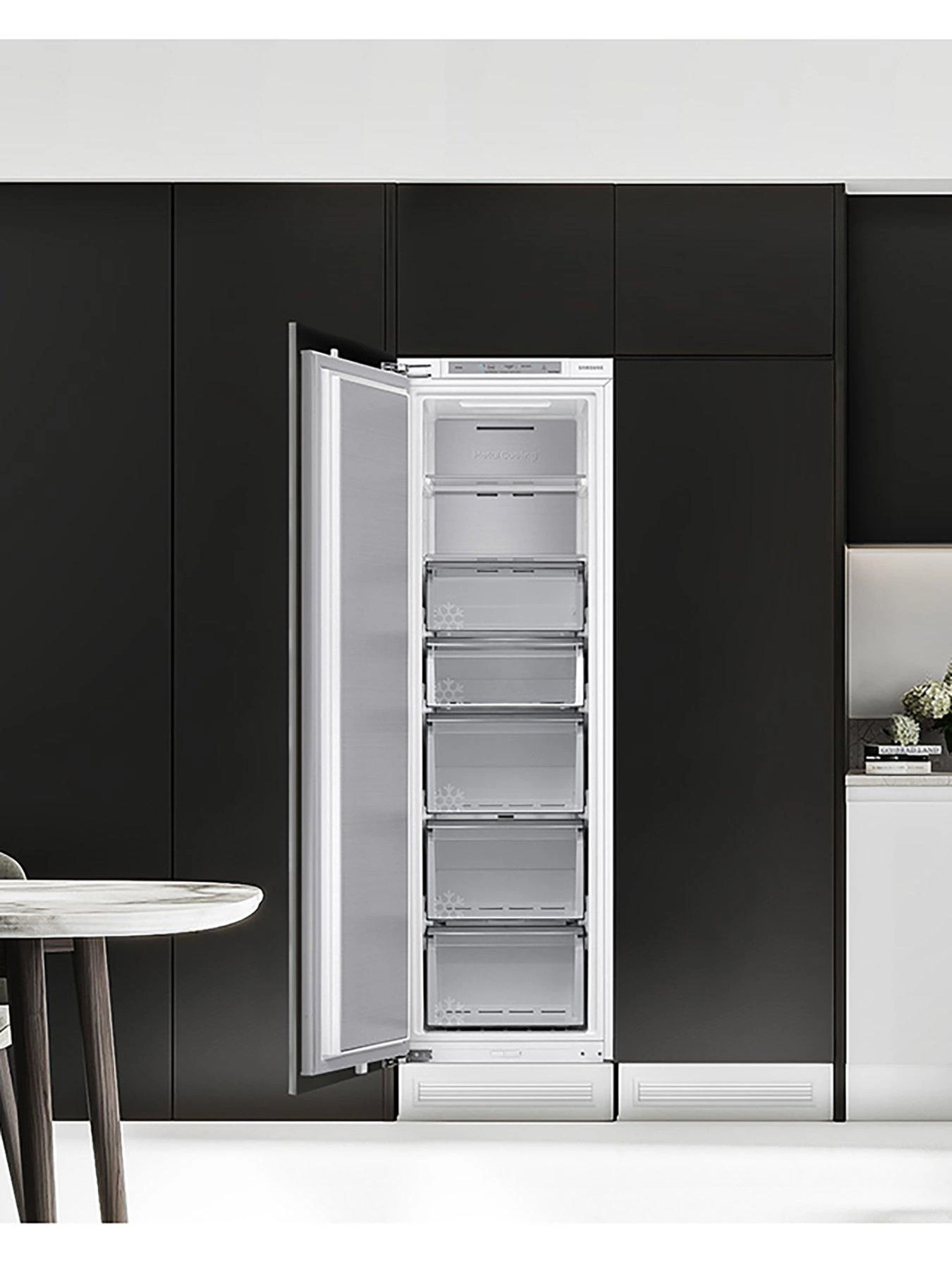 Samsung BRZ22600EWW/EU Built-in One Door Freezer With SpaceMax Technology - White - Image 3