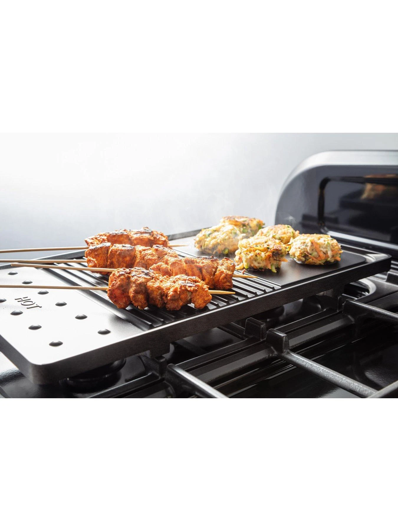 Rangemaster Classic Deluxe CDL110EIBL/C 110cm Wide Electric Range Cooker With Induction Hob - Black / Chrome - A/A Rated - Image 2
