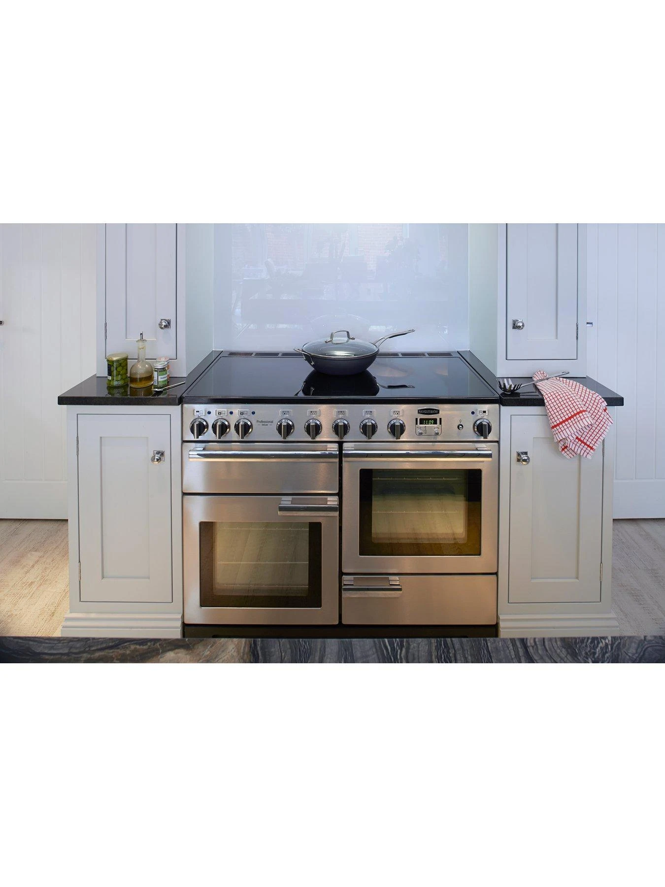Rangemaster Professional Deluxe PDL110EISS/C 110cm Wide Electric Range Cooker With Induction Hob - Stainless Steel / Chrome - A/A Rated - Image 4