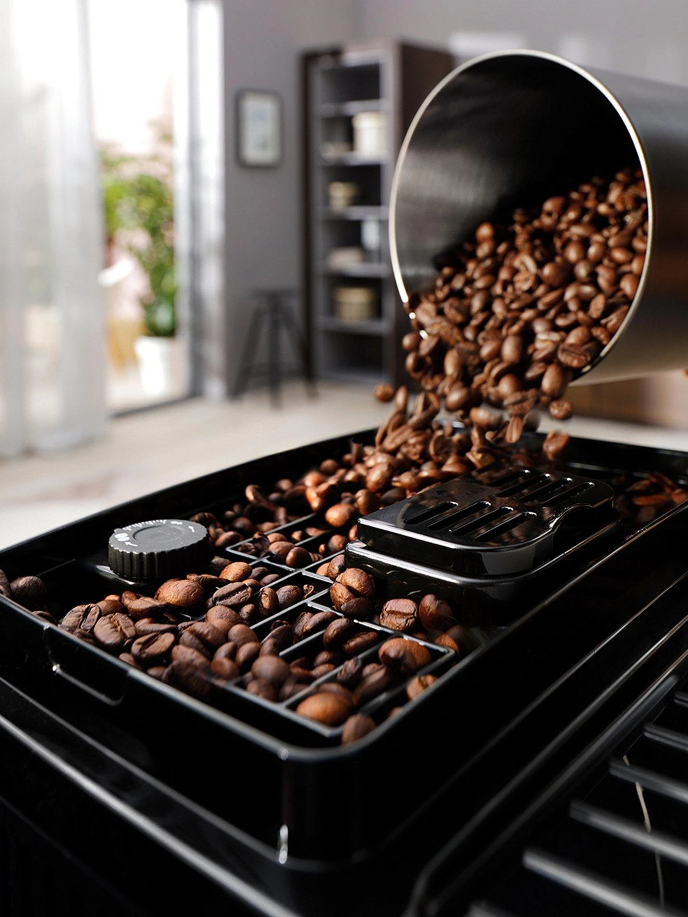 DeLonghi Magnifica Start Bean To Cup ECAM220.22 - Image 6